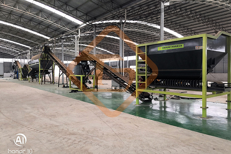 鸡粪有机肥生产线-半湿物料_碎?jpg